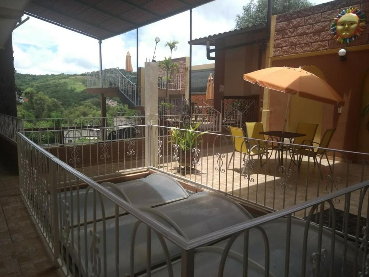 Hotel Yara อิกซ์ทาปัน เดอ ลา ซัล ภายนอก รูปภาพ